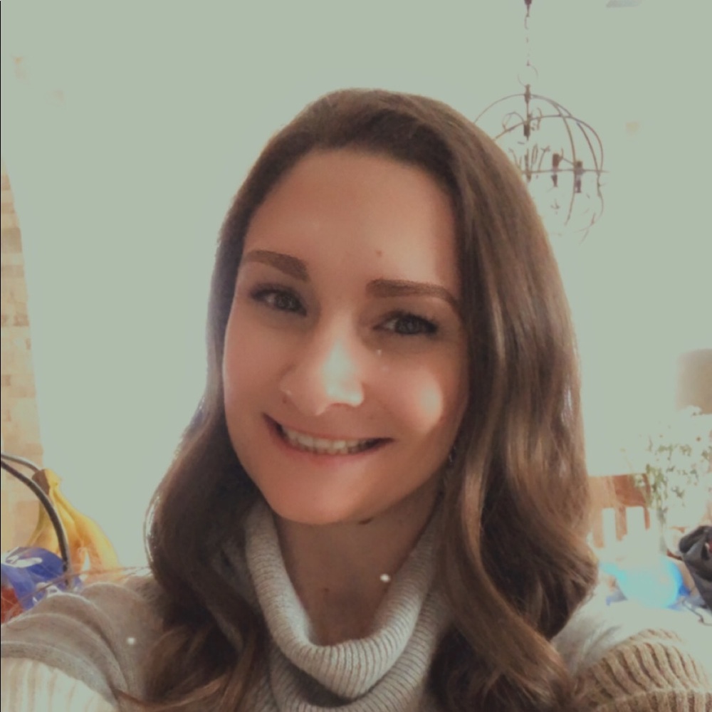 Meet your Posher, Crystal